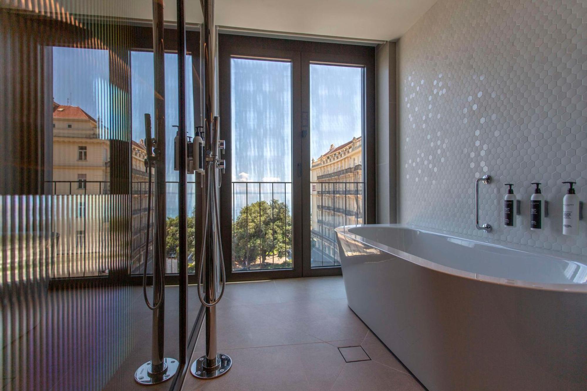 Keight Hotel Opatija, Curio Collection By Hilton 外观 照片
